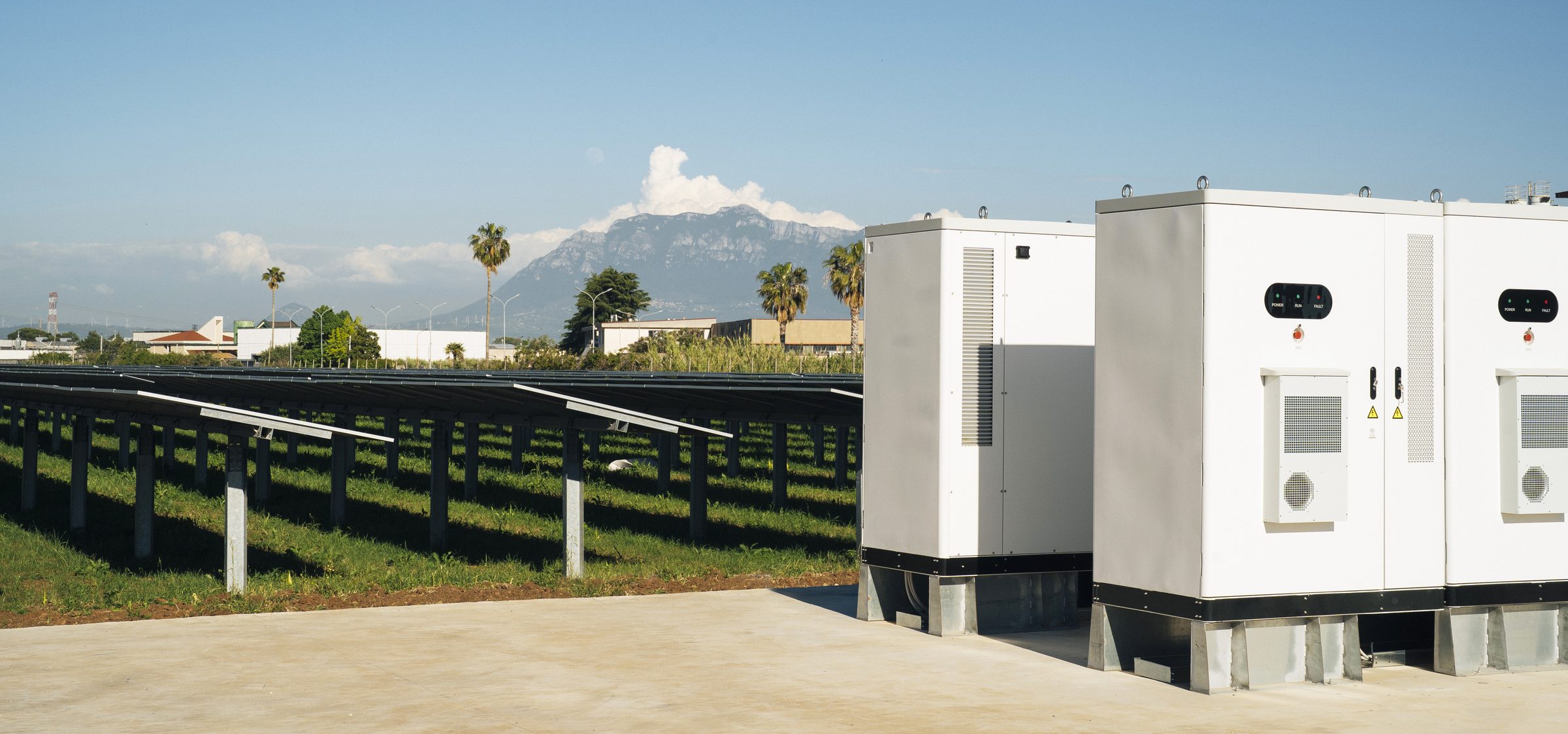 NHP's Hydrogen Valley plant in Battipaglia: Poweroad storage system next to the photovoltaic field